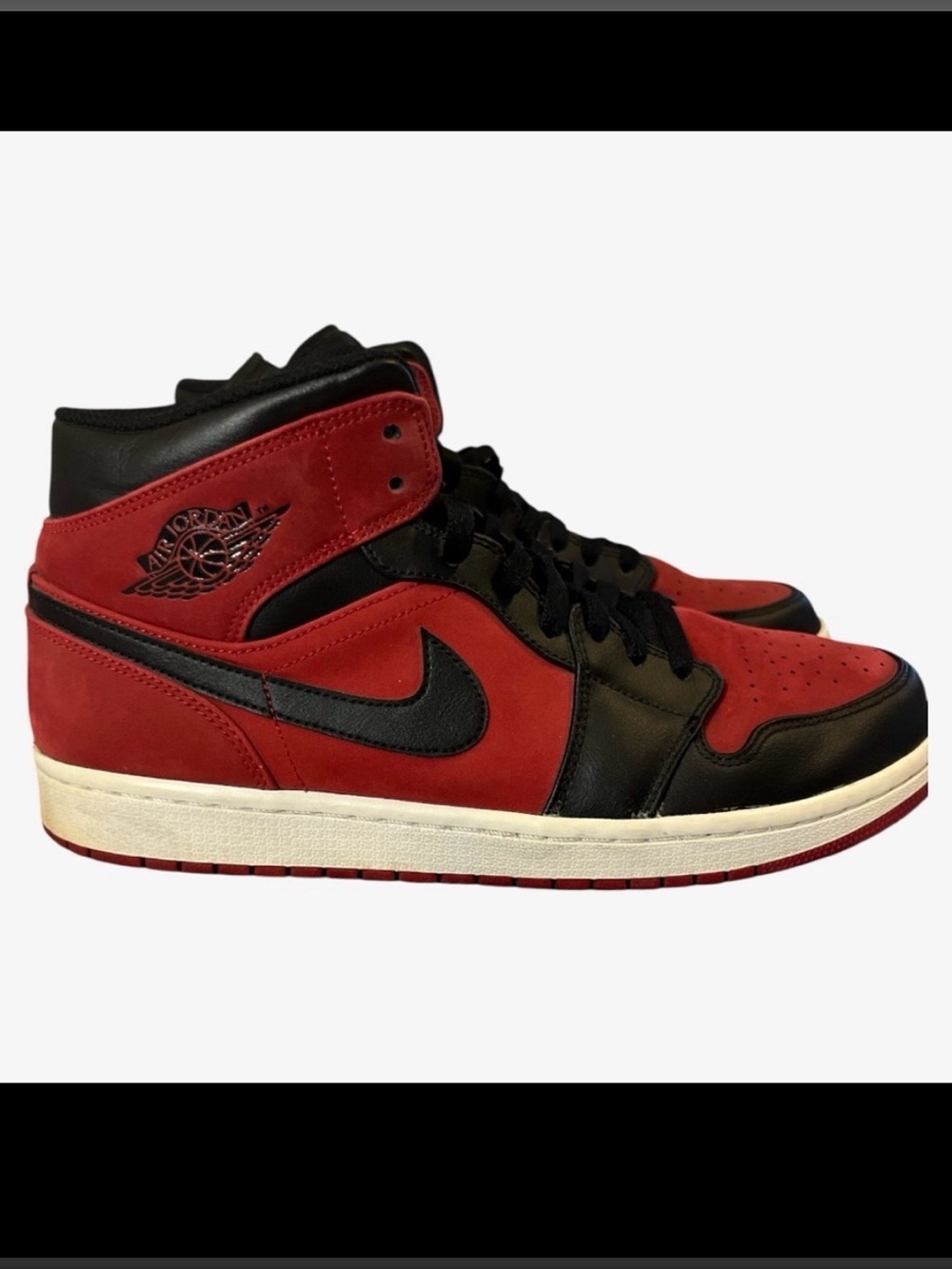Air Jordan Mid 1 Black and Red High-Top Sneakers 6/20/18 554724-610 - Picture 8 of 8